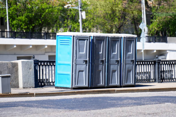 Porta potty delivery and setup in Lima, OH